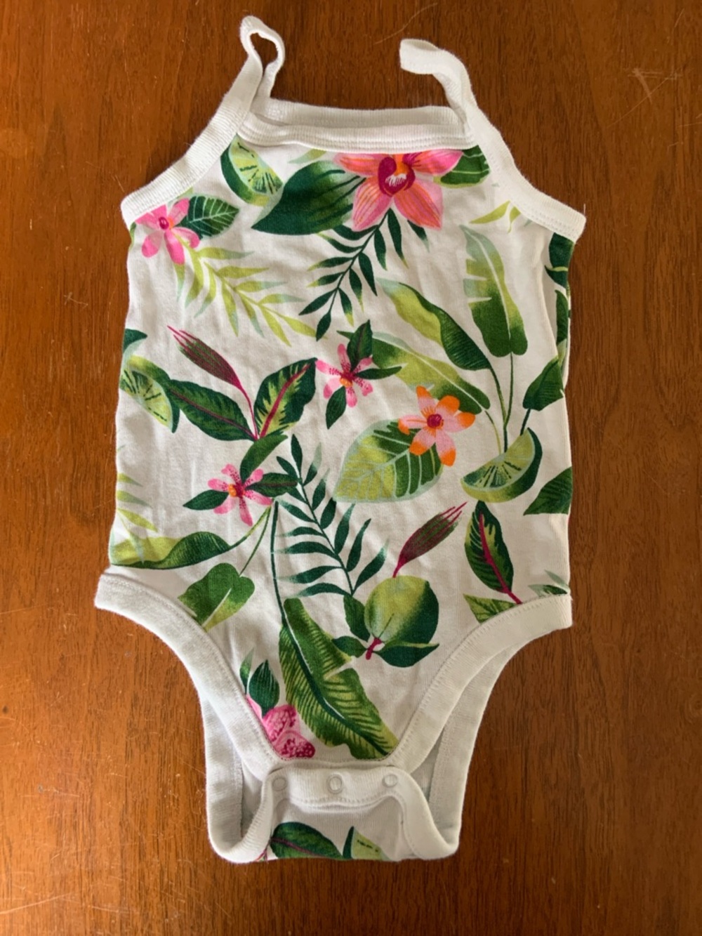 🍓3/$10 NWOT Old Navy White Floral Tropical Tanktop Bodysuit size 6-12m